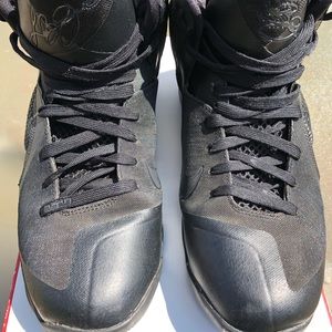 lebron 9 triple black